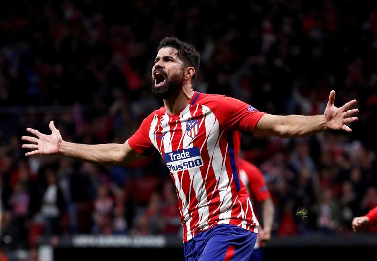 Diego Costa comemora gol do Atl&eacute;tico de Madri contra o Arsenal
 3/5/2018              REUTERS/Juan Medina