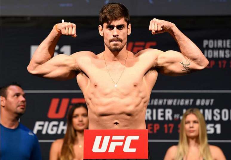 Cara de Sapato emplacou quinta vitória consecutiva e quer seguir crescendo no UFC (Foto: Getty Images / UFC)