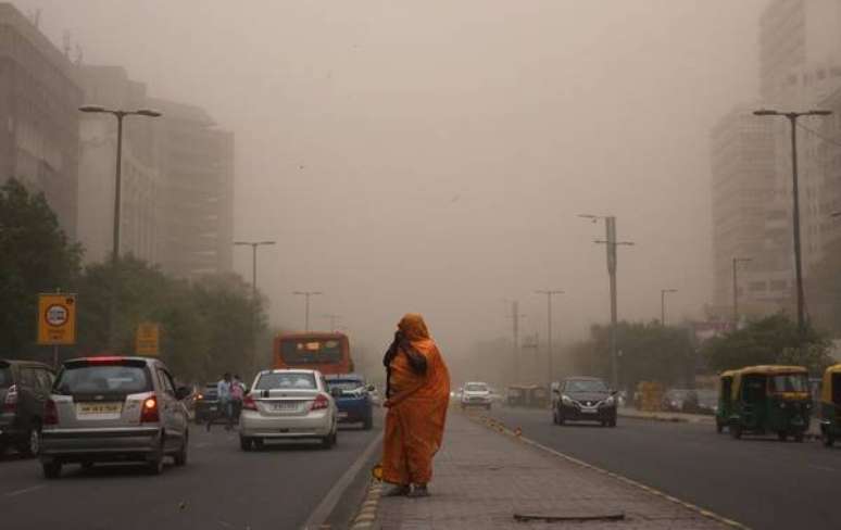 Tempestades de areia na Índia matam mais de 70
