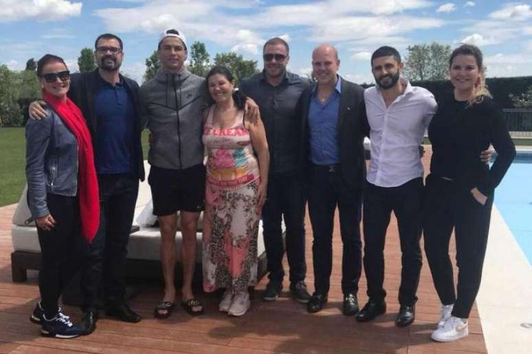 Cristiano Ronaldo recebeu em Madri os parceiros do restaurante Dona Dolores.