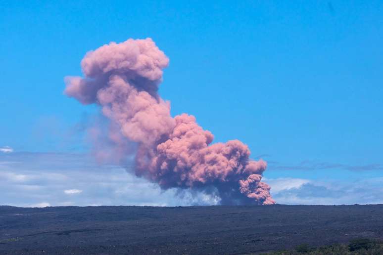 Erupção do vulcão Kilauea no Havaí 03/05/2018  Janice Wei/via REUTERS