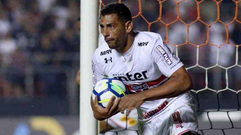 Diego Souza marcou seu primeiro gol no Brasileirão, o quarto pelo São Paulo - FOTO: Luis Moura / WPP