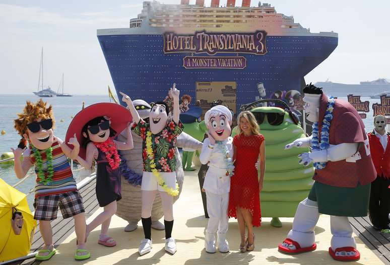 Divulga&ccedil;&atilde;o de "Hotel Transilv&acirc;nia 3" em Cannes
 7/5/2018    REUTERS/Stephane Mahe 