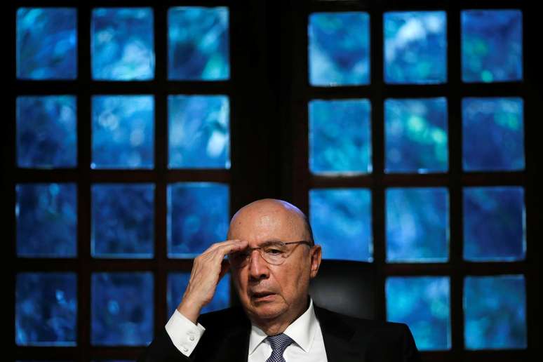 Pré-candidato à Presidência, Henrique Meirelles (MDB), durante entrevista à Reuters em Brasília
01/05/2018 REUTERS/Adriano Machado