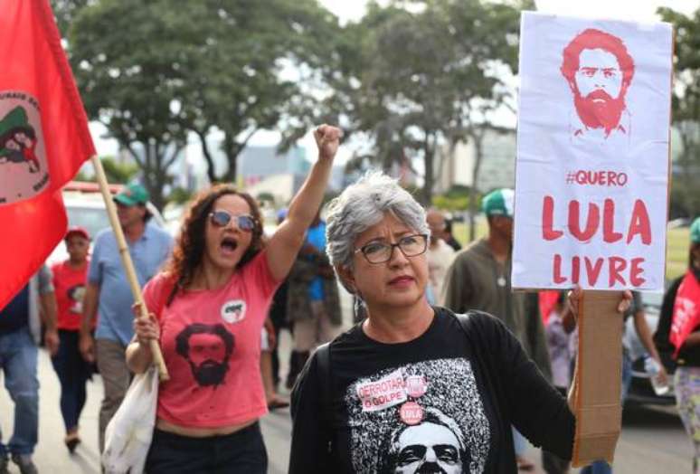 Protesto contra prisão de Lula em Brasília