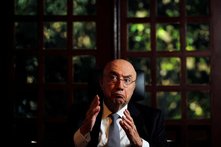 Henrique Meirelles durante entrevista à Reuters em Brasília
01/05/2018 REUTERS/Adriano Machado