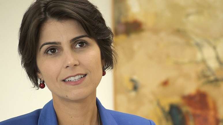 Manuela lan&ccedil;ou-se na pol&iacute;tica a partir de trajet&oacute;ria no movimento estudantil