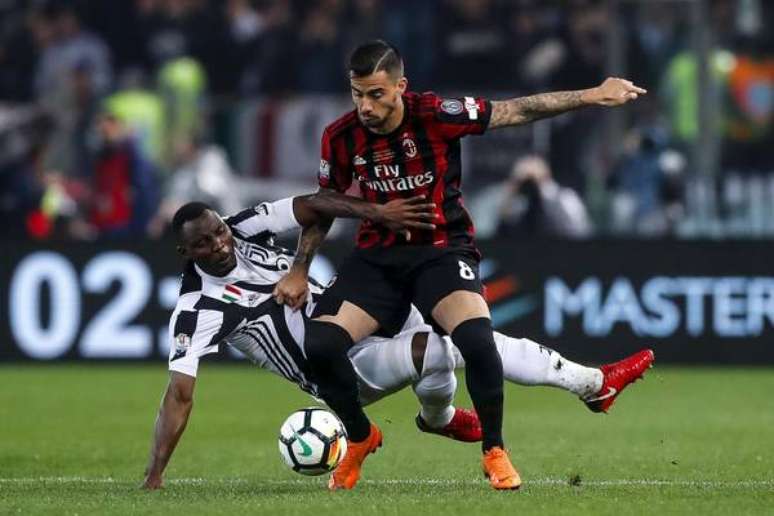 Juventus massacra Milan e conquista Copa da Itália