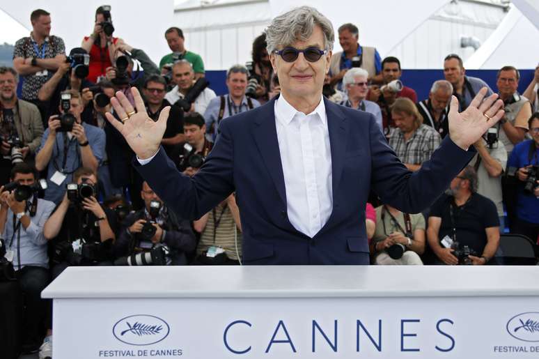 Diretor Wim Wenders no Festival de Cannes
 13/5/2018      REUTERS/Jean-Paul Pelissier 