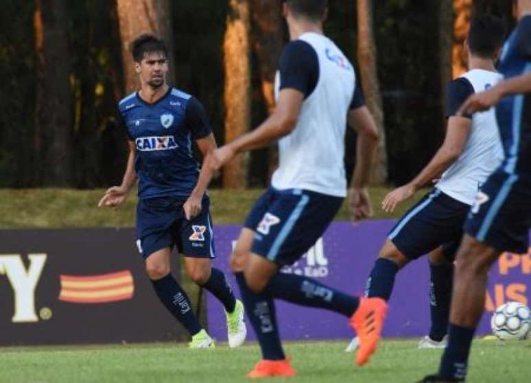 ​​Leandro Almeida espera Londrina focado para manter boa sequência na Série B do Campeonato Brasileiro (Foto: Divulgação / Londrina)