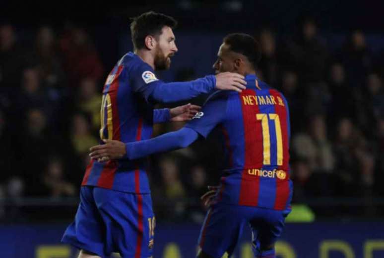 Messi e Neymar, junto com Suárez, formaram um dos melhores ataques do mundo no Barça (Foto: Jose Jordan / AFP)