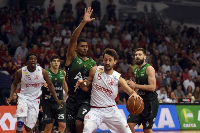 PAULISTANO 80 x 77 BAURU (Foto: Divulgação/NBB)