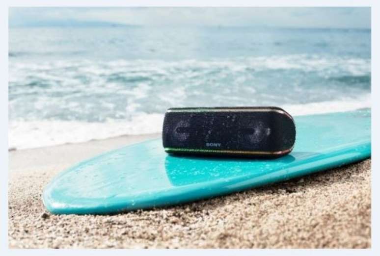 Modelo&nbsp;SRS-XB41. Caixas de som podem se molhar e ter contato com&nbsp;outros res&iacute;duos&nbsp; (Foto: Divulga&ccedil;&atilde;o/Sony)