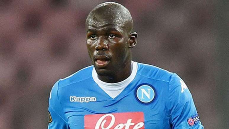 Koulibaly é titular no Napoli há quatro temporadas (Foto: AFP)