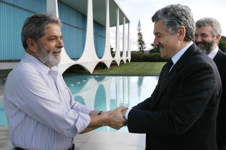 Lula durante encontro com o ex-premier da Itália Massimo D'Alema, de quem é amigo