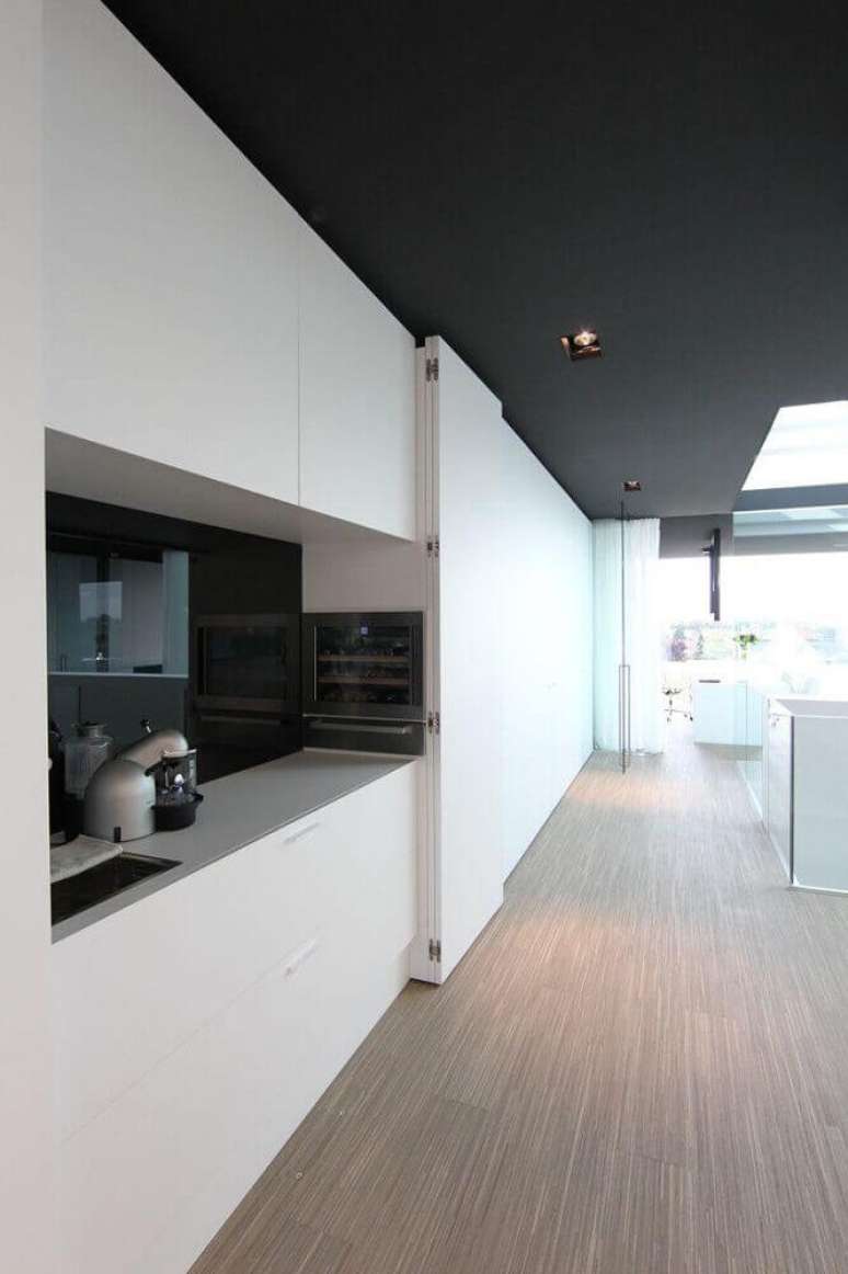 35. Decora&ccedil;&atilde;o minimalista para cozinha moderna