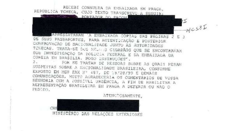 Funcionário da Embaixada do Brasil em Praga fez consulta para saber se poderia autenticar cópias dos documentos das pessoas que estavam sendo investigadas