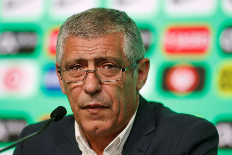 Técnico Fernando Santos concede entrevista
 17/5/2018      REUTERS/Pedro Nunes