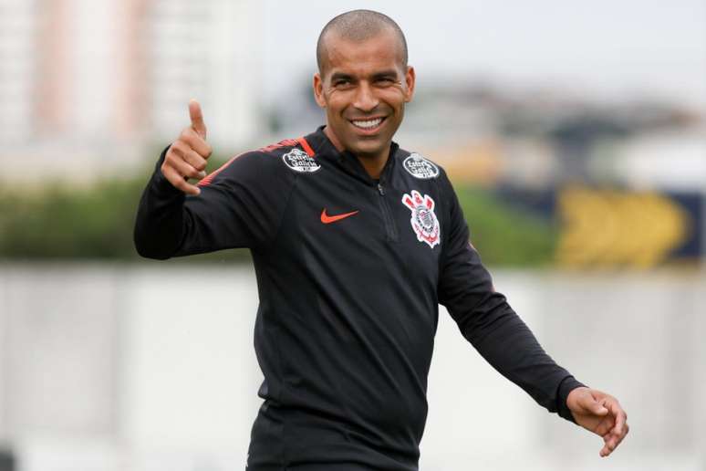 Sheik cumpriu suspensão na Libertadores e fica à disposição (Foto: Ricardo Moreira/Fotoarena/Lancepress!)