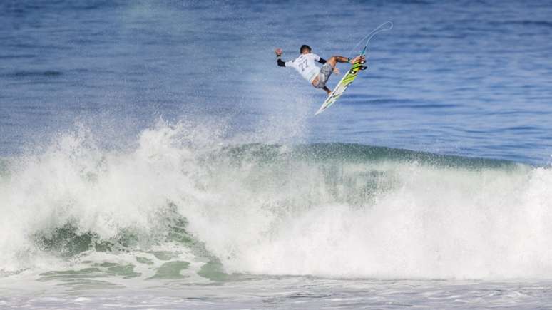 Filipe Toledo teve grande participação na etapa (Foto: @WSL / Poullenot)