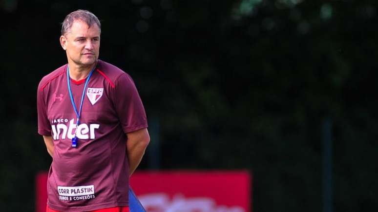 Técnico faz mistério sobre escalação no clássico contra o Santos (Foto: Maurício Rummens/Fotoarena/Lancepress!)