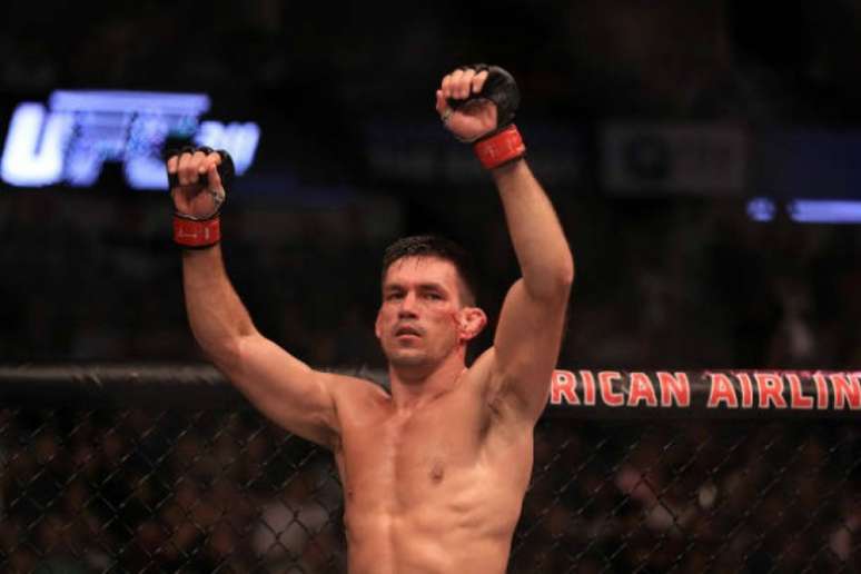 Demian Maia cumprirá as outras lutas do seu contrato e deve se aposentar do MMA em 2019 (Foto: Getty Images)