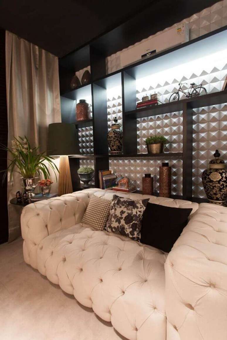 22. Decora&ccedil;&atilde;o com sof&aacute; moderno branco