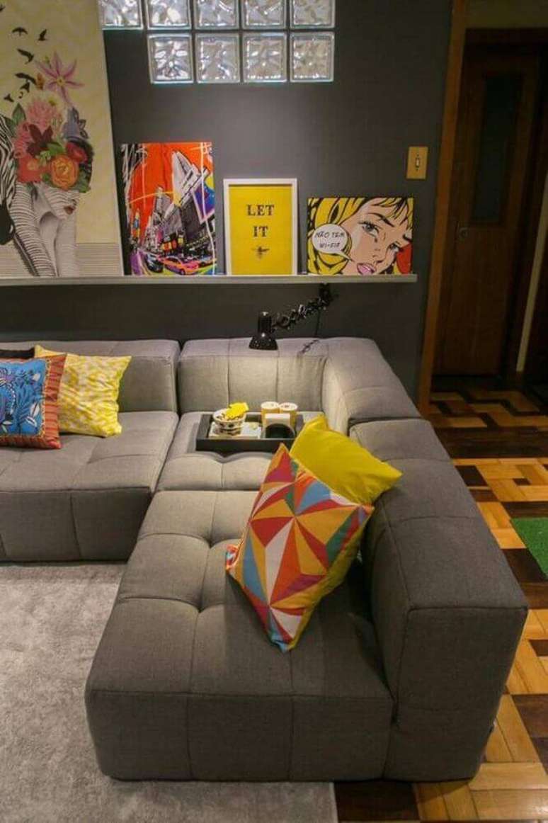 26. Decora&ccedil;&atilde;o contempor&acirc;nea com modelos de sof&aacute; de canto para sala