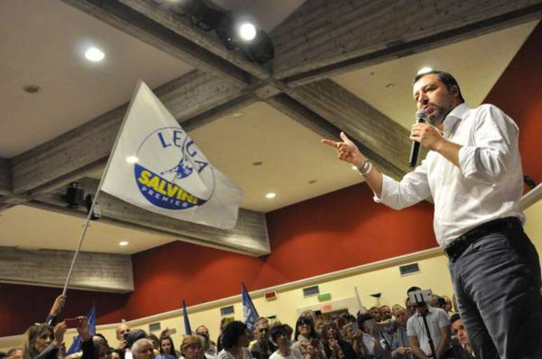 Matteo Salvini durante comício em Aosta