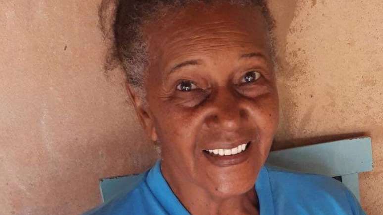 Francisca de Oliveira Pereira aproveitou o tempo sozinha para estudar e virar professora volunt&aacute;ria