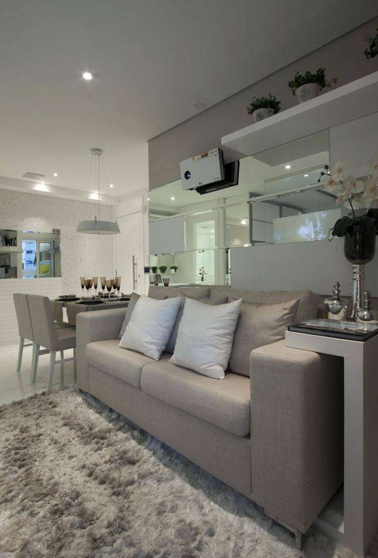 41. Salas decoradas com tons de cinza s&atilde;o muito elegantes