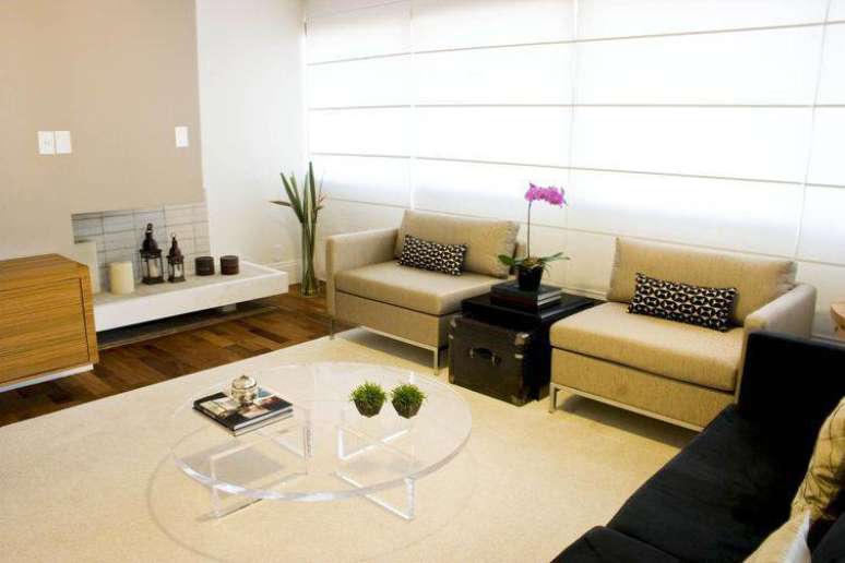 9. Poltronas s&atilde;o itens essenciais para deixar a sala decorada e mais confort&aacute;vel