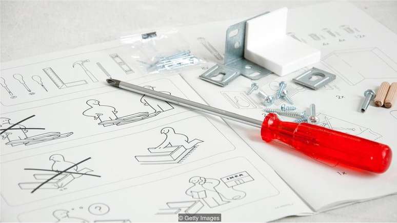 Os premiados manuais da Ikea n&atilde;o usam textos, s&oacute; imagens