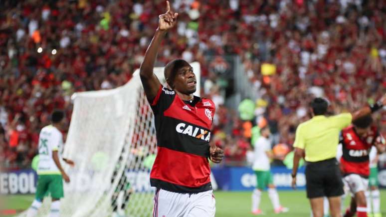 Veterano, Juan está próximo do fim do ciclo com a camisa do Flamengo (Gilvan de Souza / Flamengo)