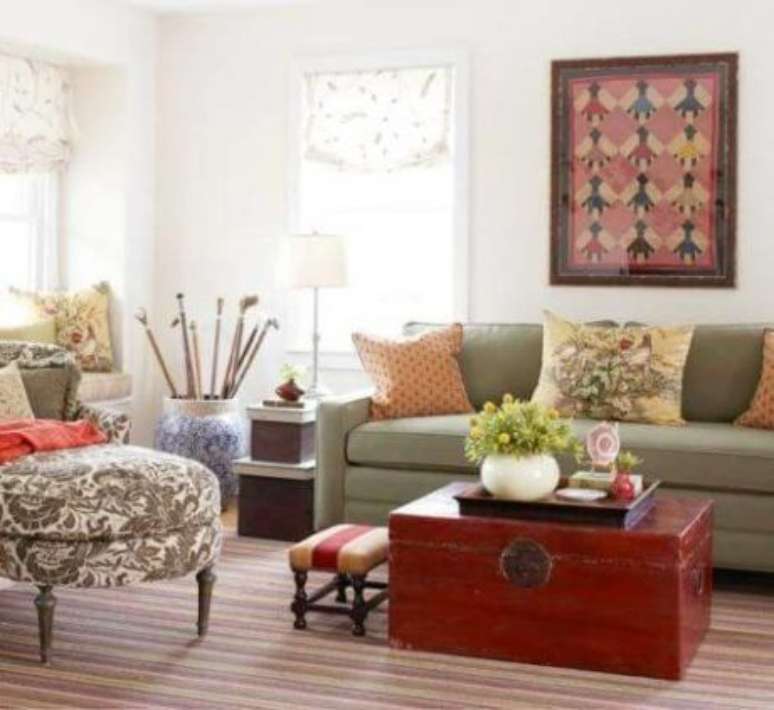 33- Puff em estilo r&uacute;stico.