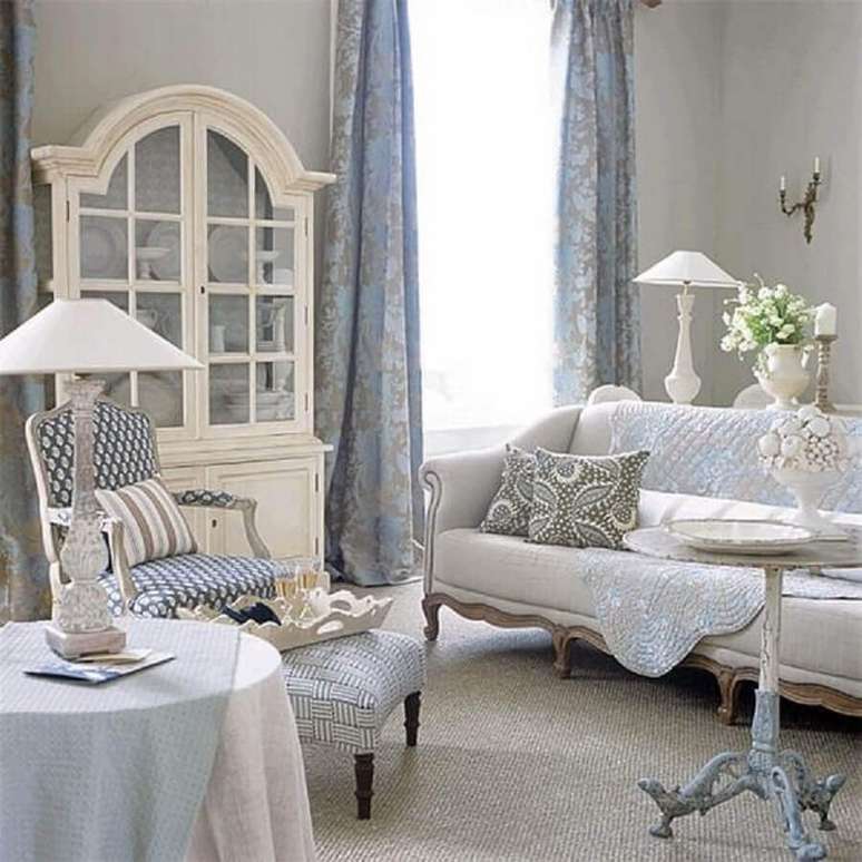 49. Cores em tom pastel est&atilde;o sempre presentes na decora&ccedil;&atilde;o proven&ccedil;al