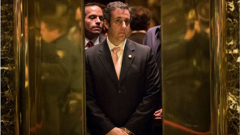 Michael Cohen visitou o então recém-eleito presidente americano na Trump Tower em 2016 .