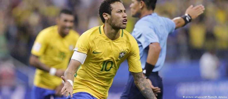 "Neymar mostrou o que já consegue fazer de novo: driblar, correr, chutar", escreveu site alemão