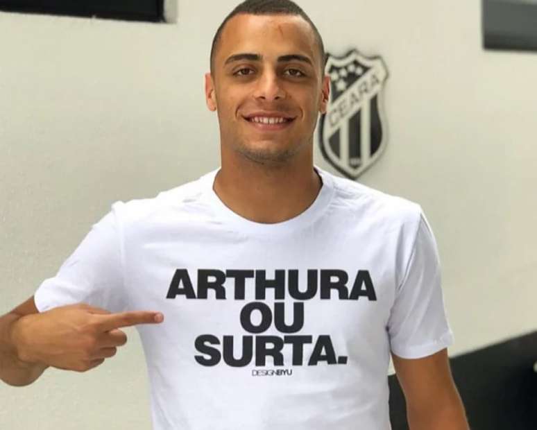 Arthur Cabral defenderá o Palmeiras a partir de 2019 - Divulgação