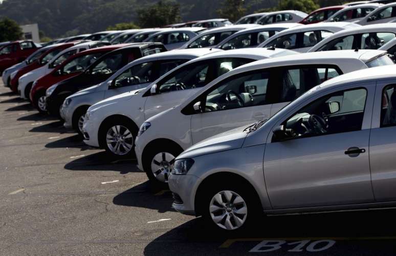 Veículos em fábrica da GM em São José dos Campos
 23/2/2015   REUTERS/Roosevelt Cassio