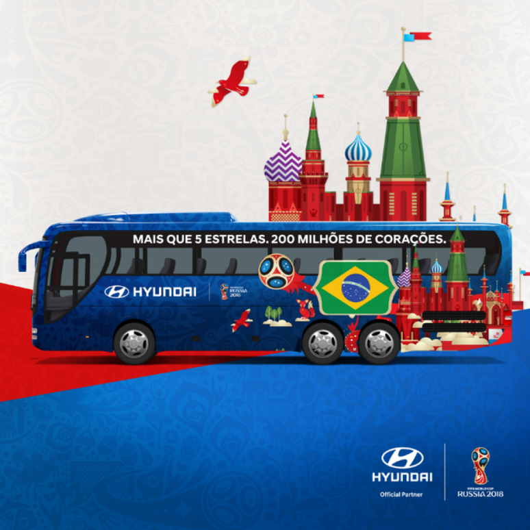 Frase escolhida em votação da Fifa estampa o ônibus da Seleção Brasileira