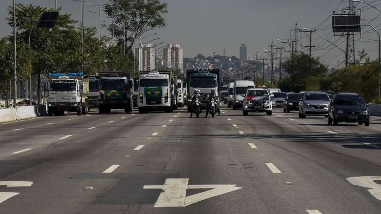 'É preciso depois, ao estudar esse movimento, ver o que é de fato locaute patronal e o que é um grito do caminhoneiro que não está aguentando mais sua situação', ressalta Antunes