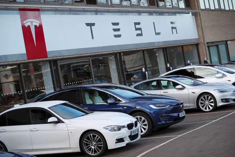Concessionária da Tesla em West Drayton, Reino Unido
07/02/2018
REUTERS/Hannah McKay 