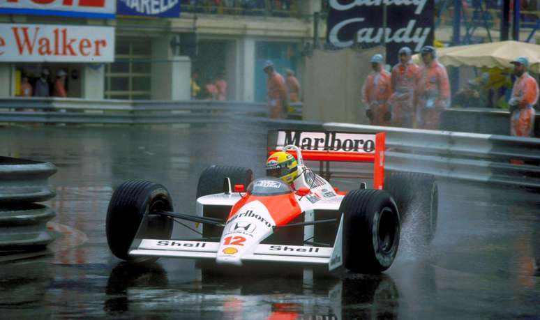 Senna corre no circuito de rua, em 1988
