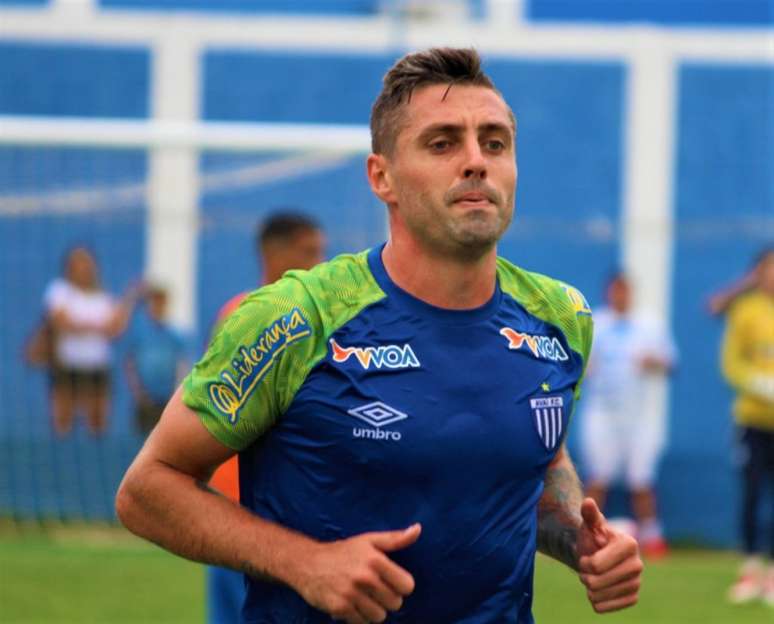 André Moritz comemora vitória sobre o Paysandu (Foto: André Palma Ribeiro/Avaí F. C.)