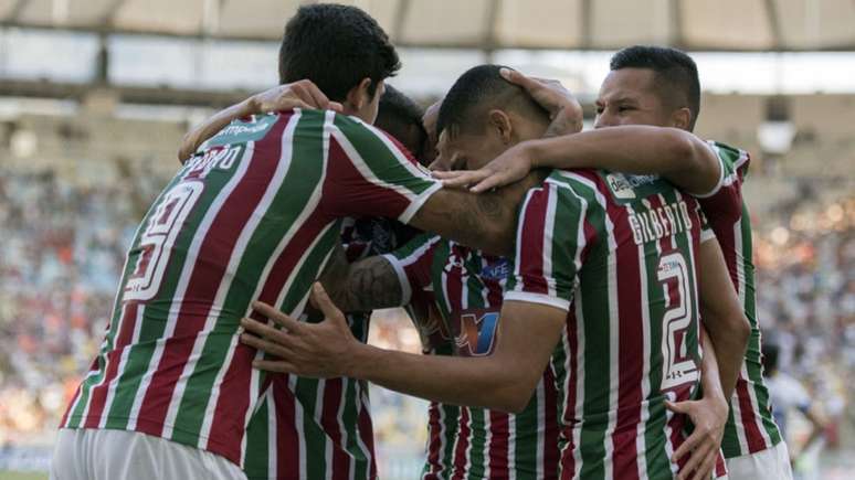 Com dois gols de Pedro e um de Marcos Junior, Tricolor venceu a Chape (Foto: DELMIRO JUNIOR/PHOTO PREMIUM)
