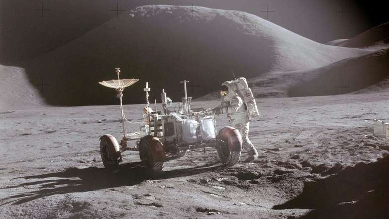 David Scott com o veículo lunar da Apollo 15, em 1971