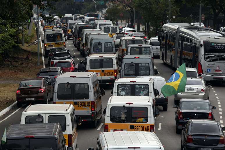 Trânsito nesta segunda ficou abaixo da média na capital paulista