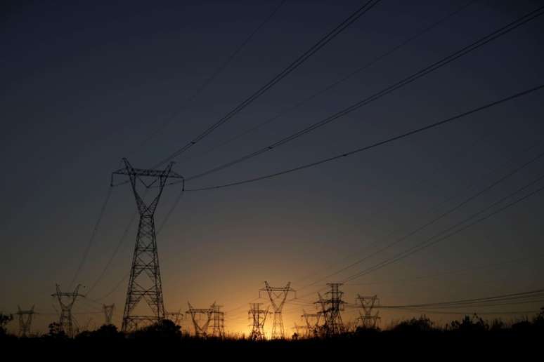 Linhas de transmissão de energia elétrica, em Brasília 31/08/2017 REUTERS/Ueslei Marcelino 