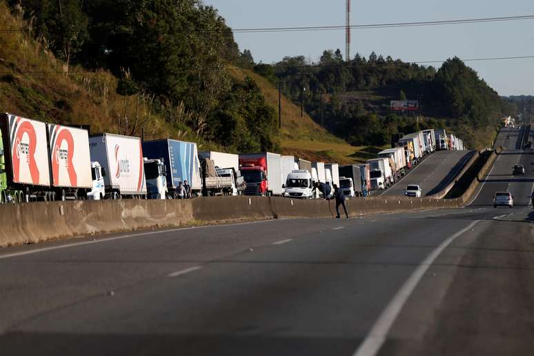 Caminhões em rodovia
22/05/2018
REUTERS/Rodolfo Buhrer